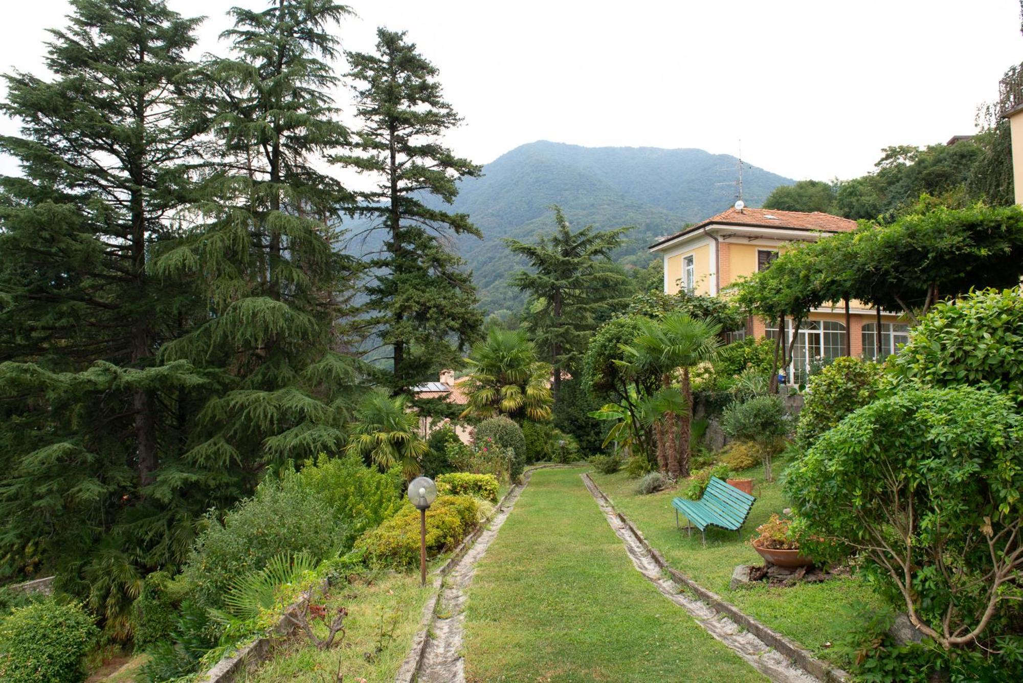 Appartamento "Bella Vista" Sul Lago Di Como Faggeto Lario Exterior photo